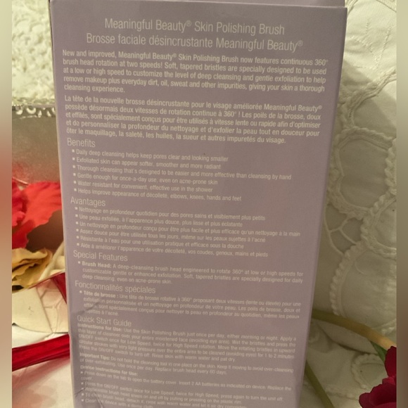 CINDY CRAWFORD MEANINGFUL BEAUTY SKIN POLISHING BRUSH, NEW IN BOX, NEVER USED - Picture 5 of 10